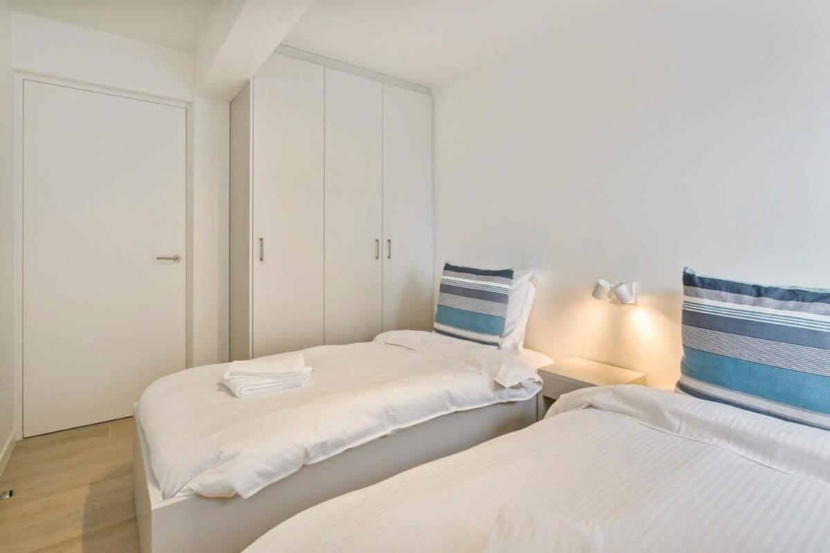 Huswell - Majestic Apartment With Breathtaking Sea View De Haan Exterior photo